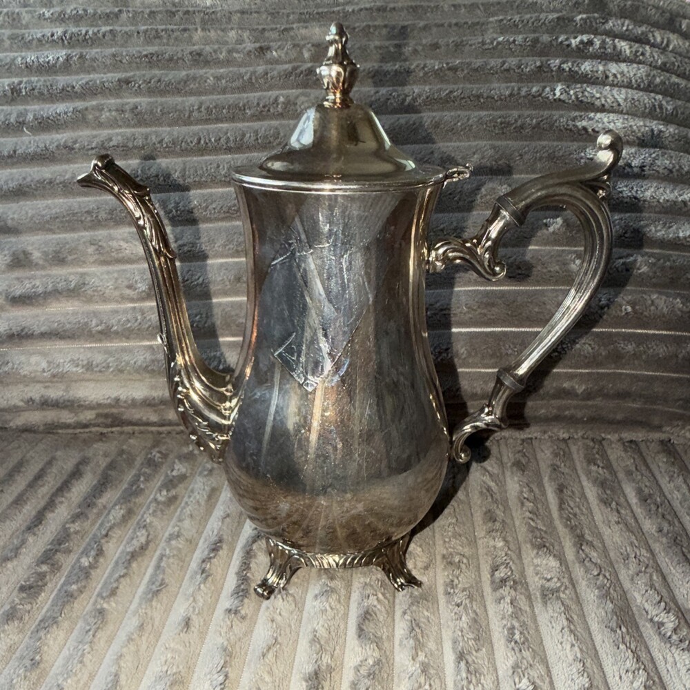 Wm. Rogers & Son Silverplate Victorian Style Coffee/Tea Pot with Lid